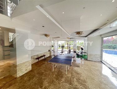 Comfortable apartment with an area of 125 m2 400 meters from the sea, Mahmutlar district-id-3689-photo-4