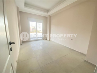 Two bedroom apartment, 80m², in a new residence with infrastructure in Cikcilli area, Alanya-id-2140-photo-3