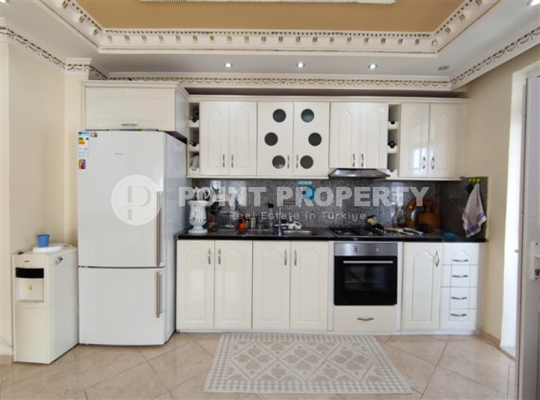 Апартаменты удобной планировки с двумя отдельными светлыми спальнями всего в 250 метрах от моря.-id-3698-фото-3