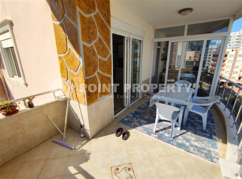 Апартаменты удобной планировки с двумя отдельными светлыми спальнями всего в 250 метрах от моря.-id-3698-фото-5