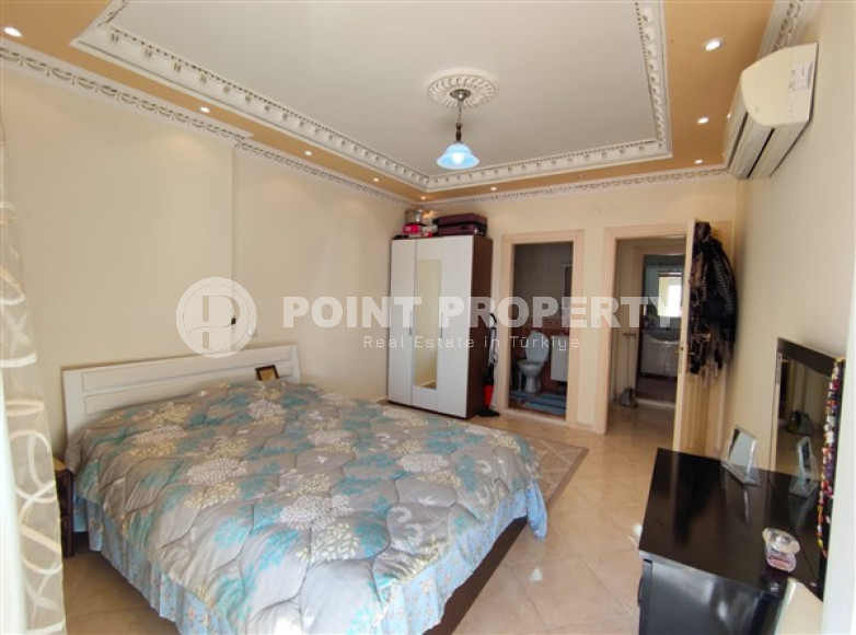 Апартаменты удобной планировки с двумя отдельными светлыми спальнями всего в 250 метрах от моря.-id-3698-фото-8