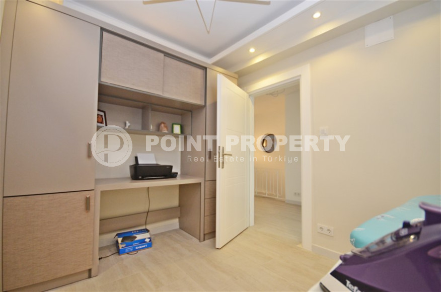 Обновленная меблированная вилла 3+1, 200м², в районе Алании Демирташ, в коттеджном поселке с инфраструктурой-id-1320-фото-14