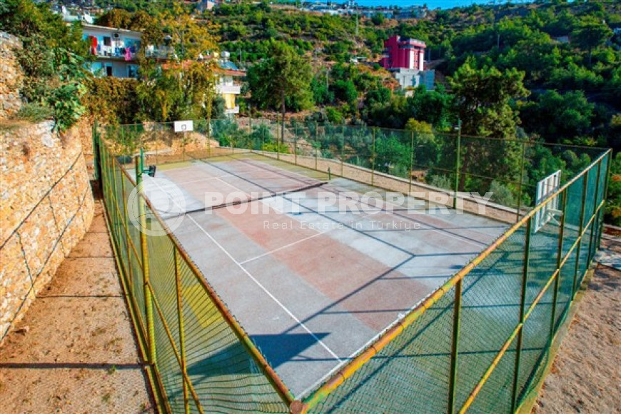 Дуплекс с потрясающими видами на море, горы и город, с выходом на террасу собственной крыши.-id-3699-фото-15