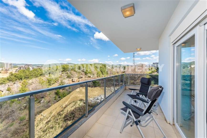 Просторный пентхаус с четырьмя спальными комнатами.-id-3700-фото-13