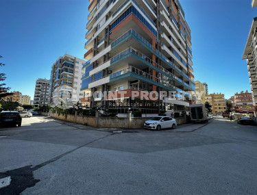Unfurnished two-room apartment with two balconies in Mahmutlar, 65 m2-id-3705-photo-1
