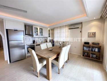 Стильные апартаменты 2+1 с двумя балконами в ухоженном комплексе, первая линия к морю.-id-3710-фото-3