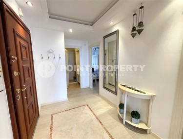 Стильные апартаменты 2+1 с двумя балконами в ухоженном комплексе, первая линия к морю.-id-3710-фото-5