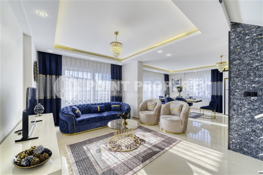 Furnished two-level apartment with a total area of 240 m2, 400 meters from the sea. .-id-3715-photo-2