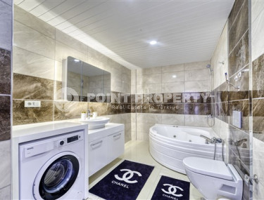 Furnished two-level apartment with a total area of 240 m2, 400 meters from the sea. .-id-3715-photo-3