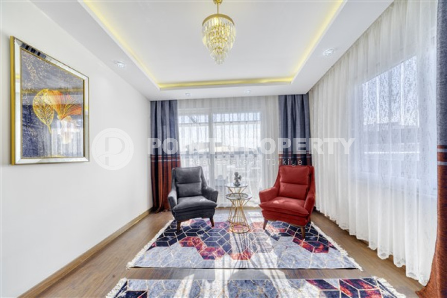 Furnished two-level apartment with a total area of 240 m2, 400 meters from the sea. .-id-3715-photo-9