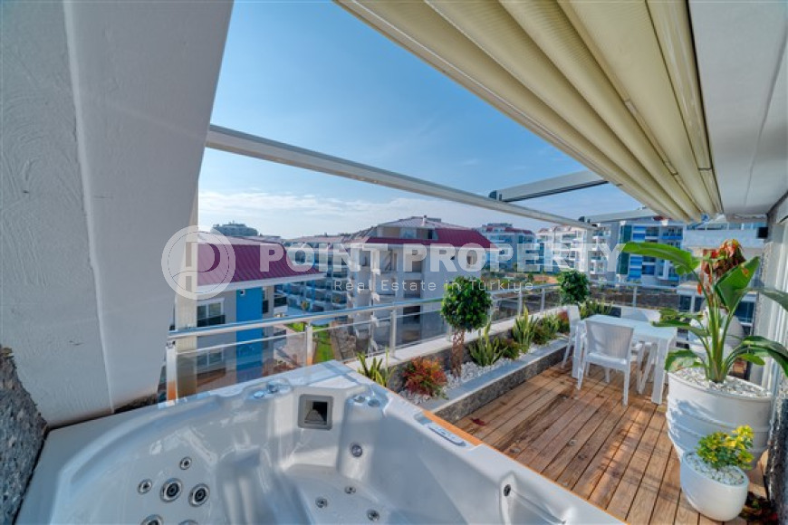 Furnished two-level apartment with a total area of 240 m2, 400 meters from the sea. .-id-3715-photo-12