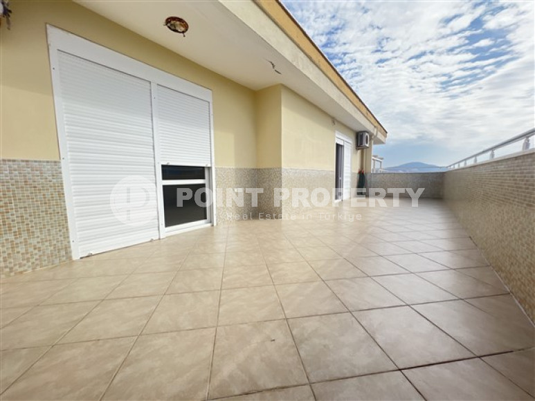 Дуплекс на 12-м этаже в центре района Махмутлар.-id-3718-фото-10