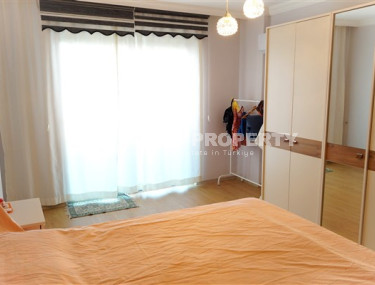 Furnished apartment with three bedrooms in the central area of Alanya.-id-3720-photo-5