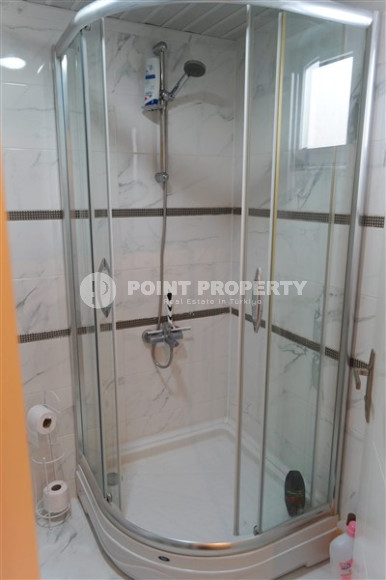 Furnished apartment with three bedrooms in the central area of Alanya.-id-3720-photo-6