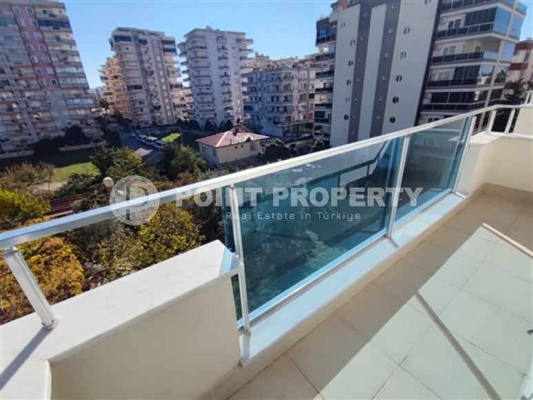 Апартаменты с интересным дизайном планировки 2+1 в престижном закрытом комплексе, 400 метров до моря.-id-3730-фото-10