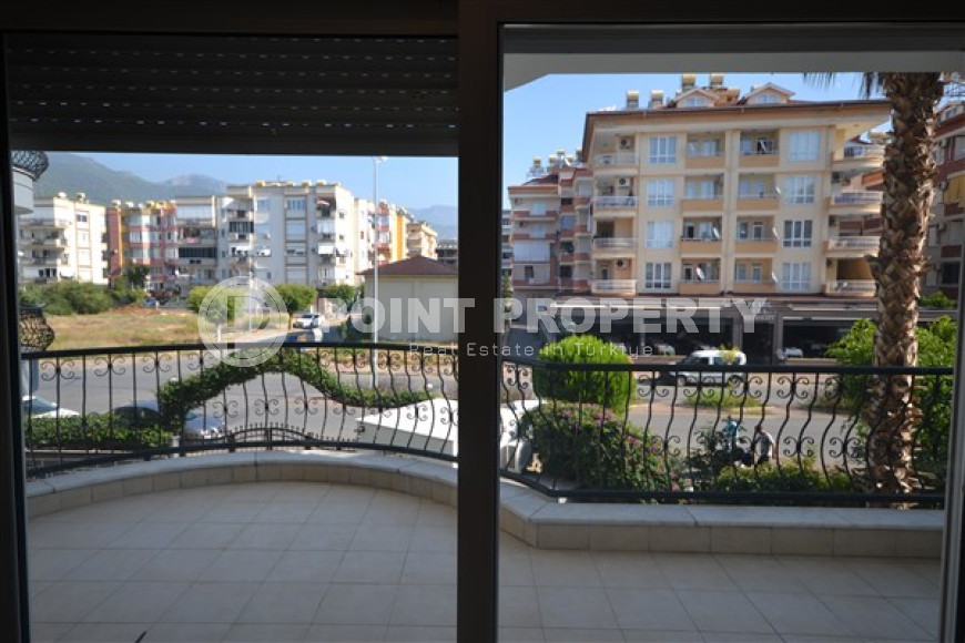 Квартира с двумя спальными комнатами с мебелью и бытовой техникой.-id-3737-фото-10