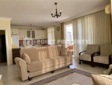 Просторная квартира 2+1 на 9-м этаже в центре района Махмутлар.-id-3741-фото-3