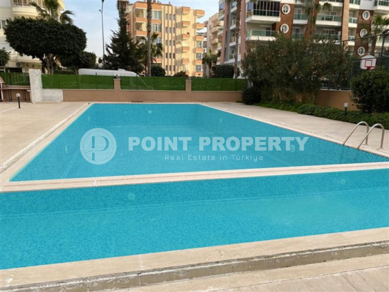 Просторная квартира 2+1 на 9-м этаже в центре района Махмутлар.-id-3741-фото-15