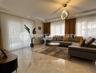 Меблированная квартира с двумя спальными комнатами  в охраняемом жилом комплексе.-id-3742-фото-3