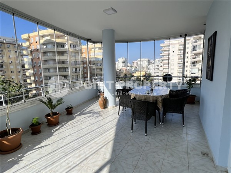 Меблированная квартира с двумя спальными комнатами  в охраняемом жилом комплексе.-id-3742-фото-11