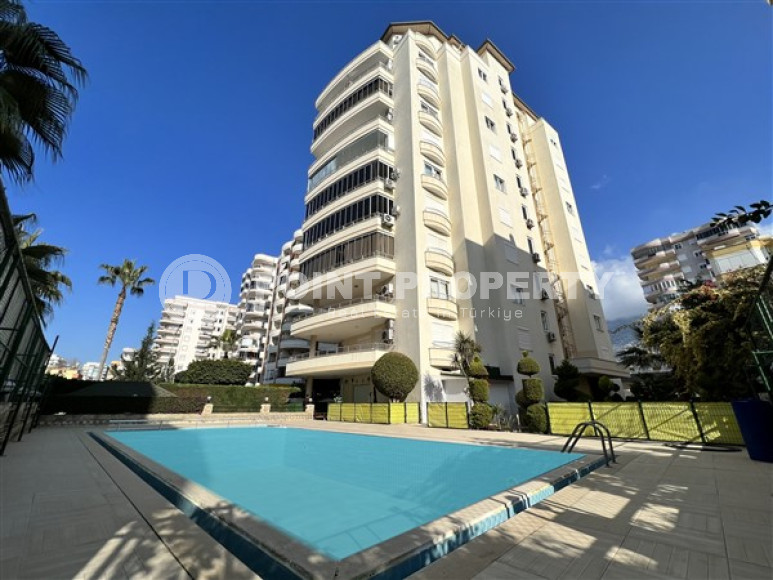 Меблированная квартира с двумя спальными комнатами  в охраняемом жилом комплексе.-id-3742-фото-16