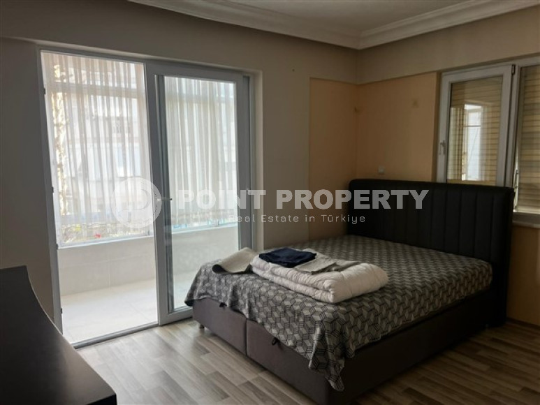 Ухоженная просторная квартира 120 м2 с двумя балконами в самом центре Аланьи, Гюллерпинари-id-3750-фото-2