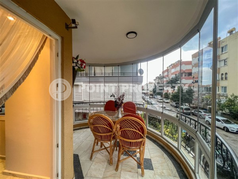 Меблированная квартира с двумя спальными комнатами на закрытой территории с бассейном и садом.-id-3755-фото-6