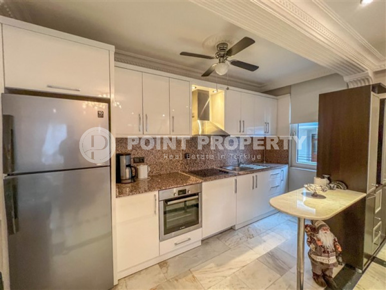 Меблированная квартира с двумя спальными комнатами на закрытой территории с бассейном и садом.-id-3755-фото-7