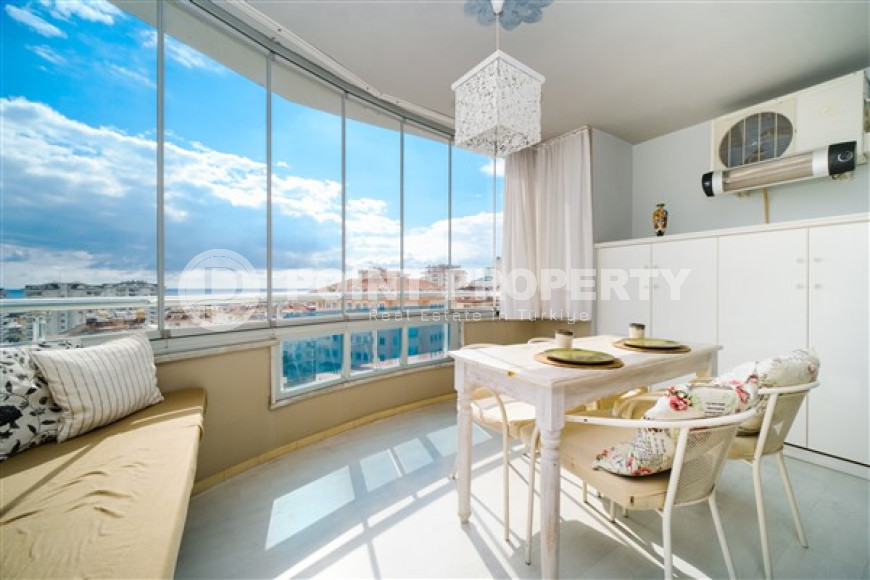 Просторные двухуровневые апартаменты на 9-м этаже с мансардой с панорамным видом на море.-id-3761-фото-6