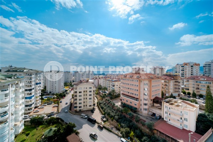 Просторные двухуровневые апартаменты на 9-м этаже с мансардой с панорамным видом на море.-id-3761-фото-18