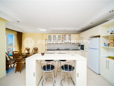 Меблированная квартира с двумя спальными комнатами в 700 метрах от моря.-id-3763-фото-3