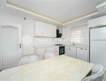 Компактная светлая квартира 2+1 в 300 метрах от центра района Джикджилли.-id-3764-фото-2