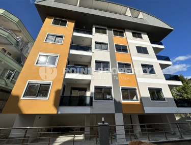 New 3+1 apartment with an area of 135 m2 in a residence built in 2022, Alanya center-id-3767-photo-1