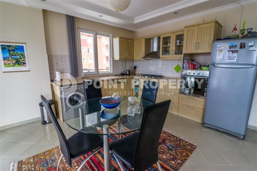 Well-kept three-room apartment 115 m2 in a complex with a beautiful garden plot, Tosmur district-id-3773-photo-2