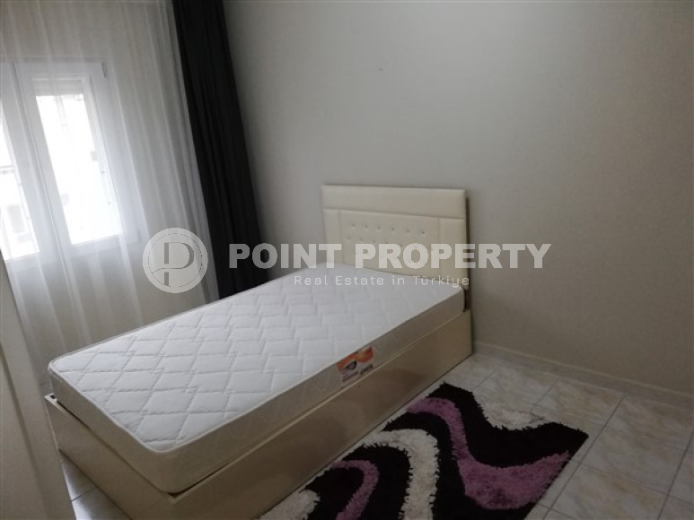 Comfortable apartment of 95 m2 with furniture 100 meters from the sea, Tosmur district-id-3774-photo-2