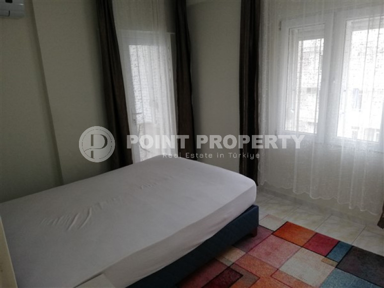 Comfortable apartment of 95 m2 with furniture 100 meters from the sea, Tosmur district-id-3774-photo-3