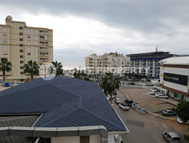 Comfortable apartment of 95 m2 with furniture 100 meters from the sea, Tosmur district-id-3774-photo-4
