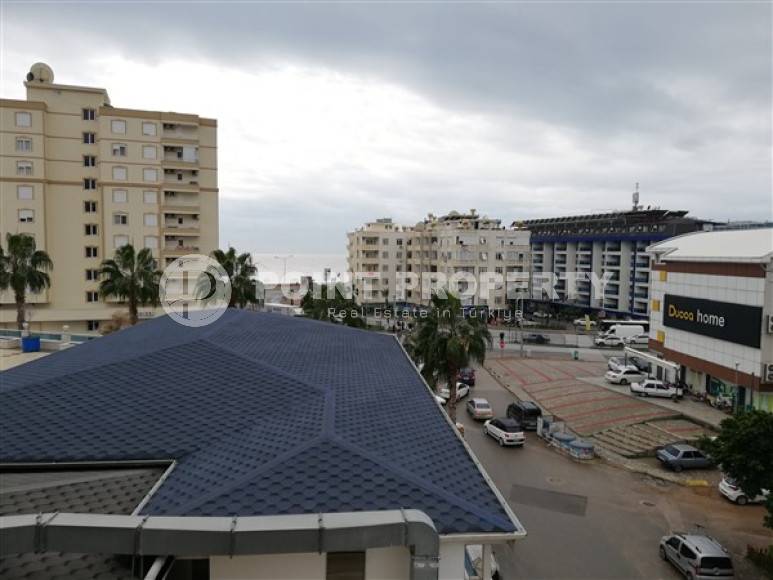 Comfortable apartment of 95 m2 with furniture 100 meters from the sea, Tosmur district-id-3774-photo-4