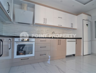 Вместительная трёхкомнатная квартира 145 м2 в самом центре Аланьи. Продается без мебели.-id-3776-фото-4