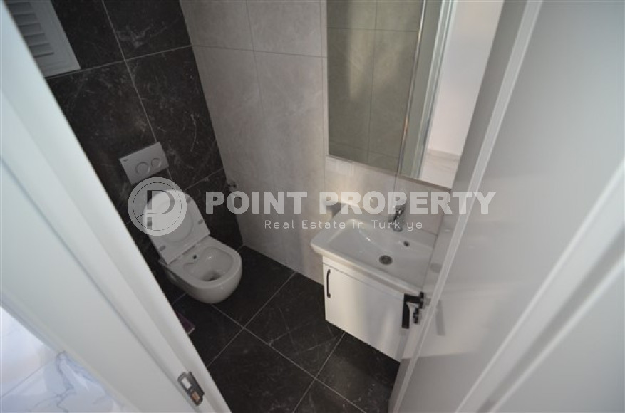 Вместительная трёхкомнатная квартира 145 м2 в самом центре Аланьи. Продается без мебели.-id-3776-фото-6