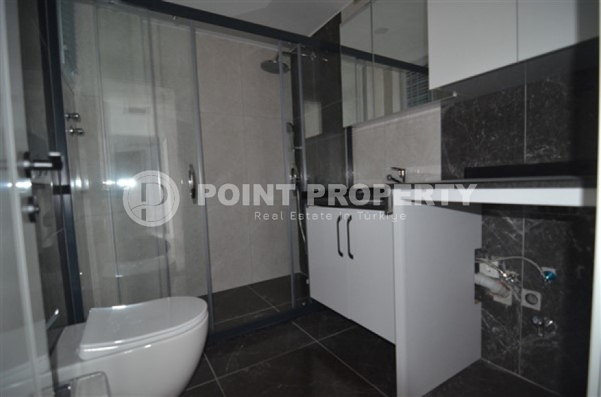 Вместительная трёхкомнатная квартира 145 м2 в самом центре Аланьи. Продается без мебели.-id-3776-фото-8