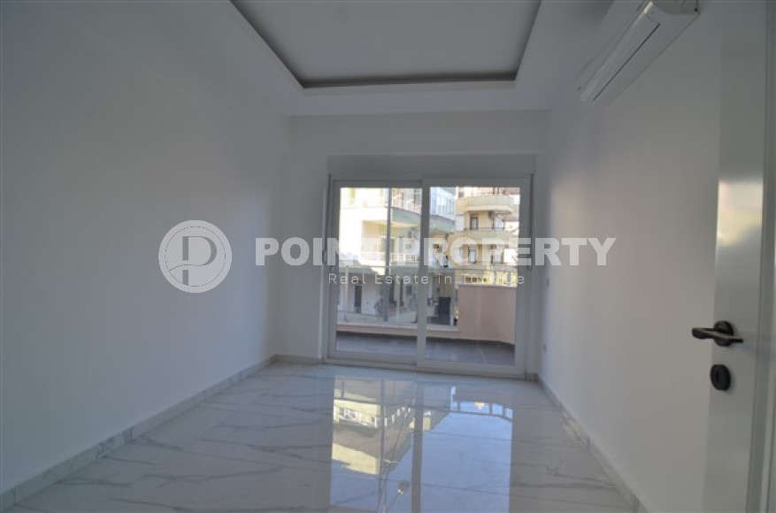 Вместительная трёхкомнатная квартира 145 м2 в самом центре Аланьи. Продается без мебели.-id-3776-фото-10