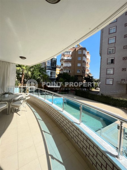 Просторная трёхкомнатная квартира в самом центре Аланьи, 130 м2-id-3791-фото-10