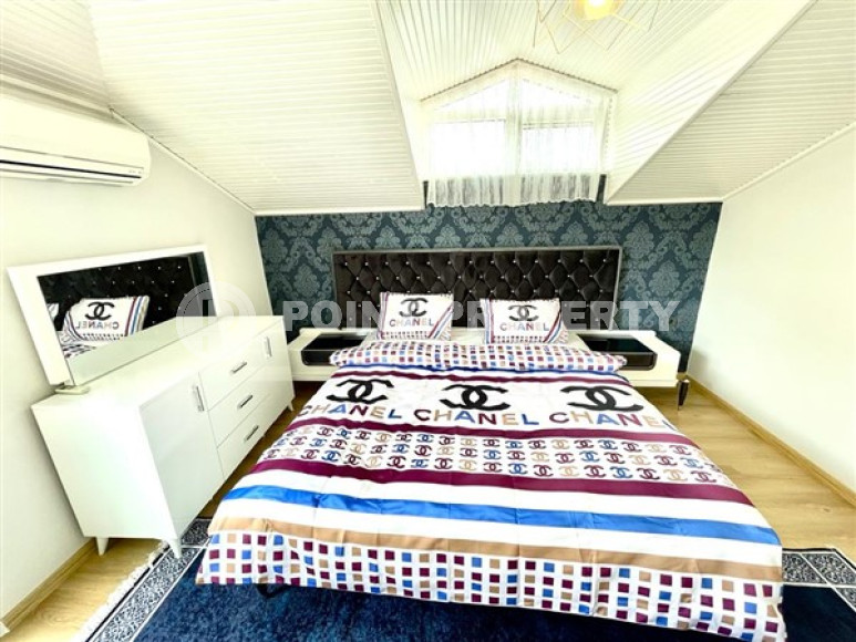 Four-room penthouse 170 m2 with three balconies and a terrace, Oba district-id-3792-photo-12