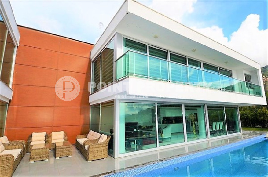 Six-room villa with a total area of 366 m2 and a luxurious view in Alanya, Tepe-id-3793-photo-2