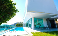 Six-room villa with a total area of 366 m2 and a luxurious view in Alanya, Tepe-id-3793-photo-4