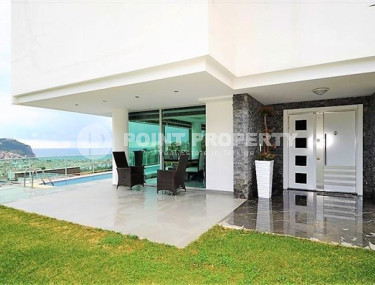 Шестикомнатная вилла с общей площадью 366 м2 и роскошным обзором в районе Аланьи, Тепе-id-3793-фото-5