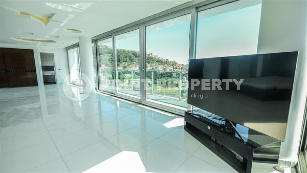 Six-room villa with a total area of 366 m2 and a luxurious view in Alanya, Tepe-id-3793-photo-11