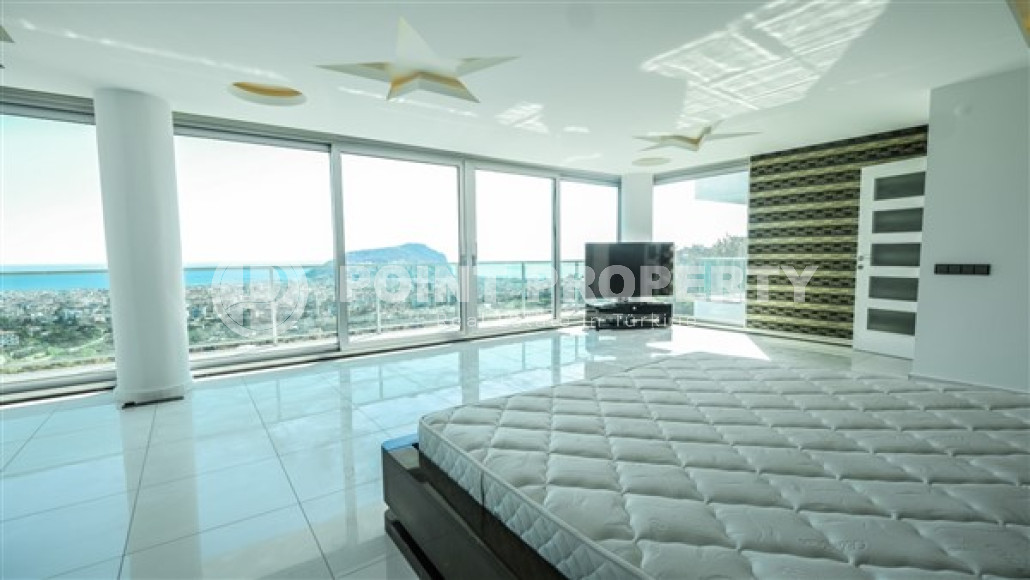 Six-room villa with a total area of 366 m2 and a luxurious view in Alanya, Tepe-id-3793-photo-12