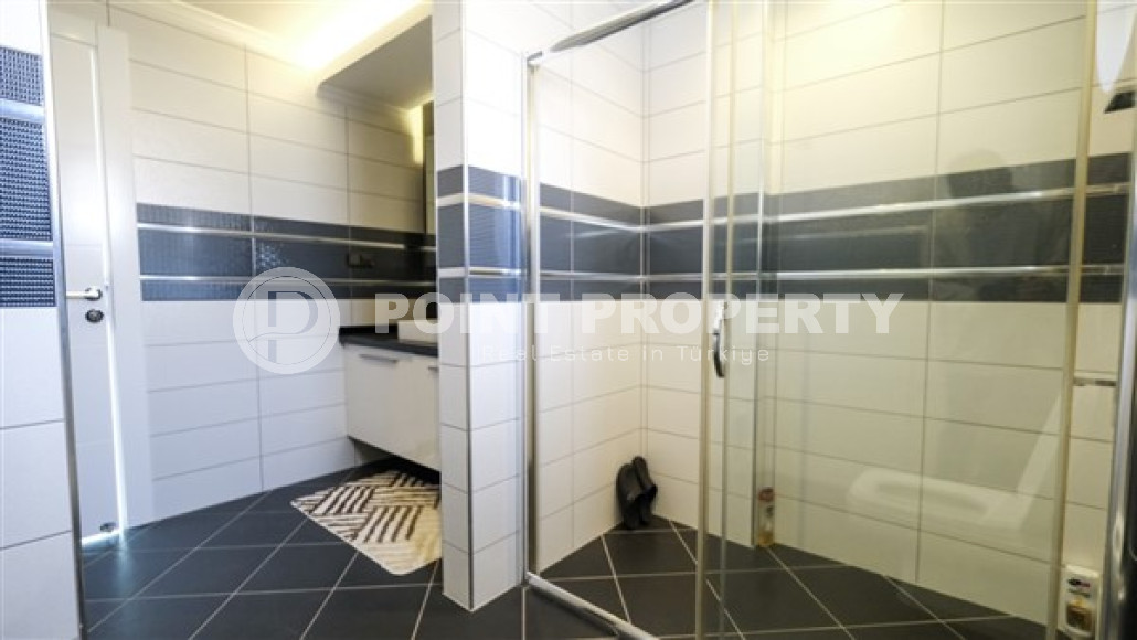 Six-room villa with a total area of 366 m2 and a luxurious view in Alanya, Tepe-id-3793-photo-14